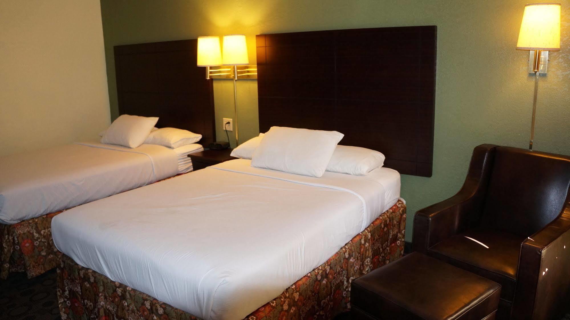 Regency Inn Питсбърг Екстериор снимка