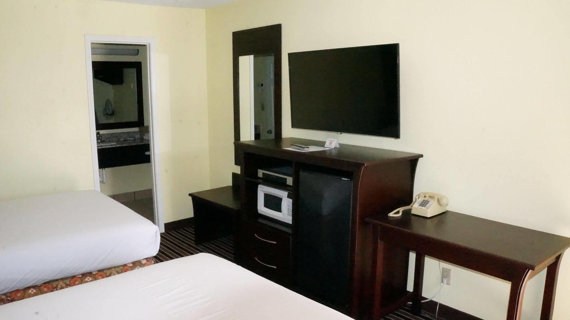 Regency Inn Питсбърг Екстериор снимка